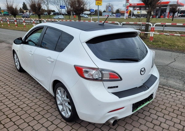 Mazda 3 cena 24900 przebieg: 184000, rok produkcji 2009 z Gniezno małe 277